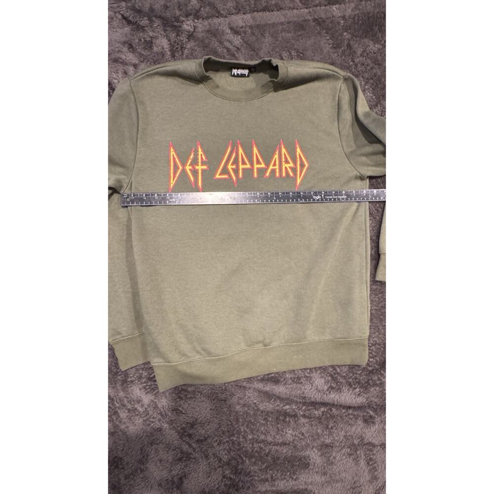Def Leppard Merch Graphic Pullover Crewneck Sweatshirt Unisex Size Large 2 Sided - Picture 5 of 6